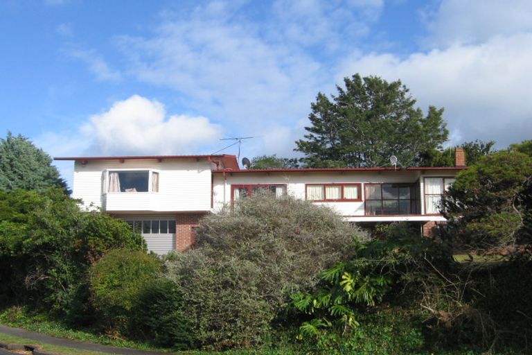 Photo of property in 4 Speedy Crescent, Hillcrest, Auckland, 0627