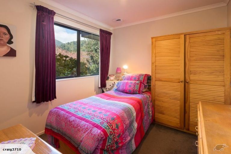 Photo of property in 7 Glentui Place, Waikawa, Picton, 7220