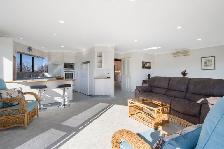 Photo of property in 12 Belmont Rise, Katikati, 3129