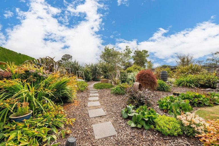 Photo of property in 28 Appleby Street, Hampden, 9410