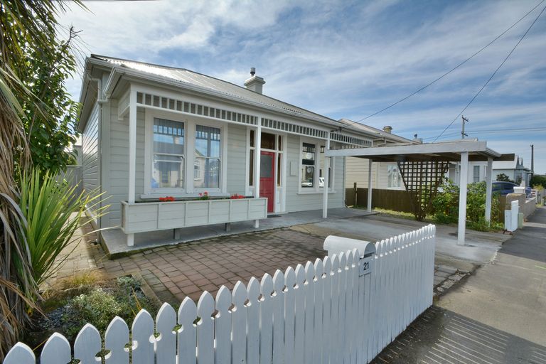 Photo of property in 21 Atkinson Street, South Dunedin, Dunedin, 9012