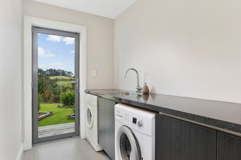 Photo of property in 1225 East Coast Road, Redvale, Albany, 0794