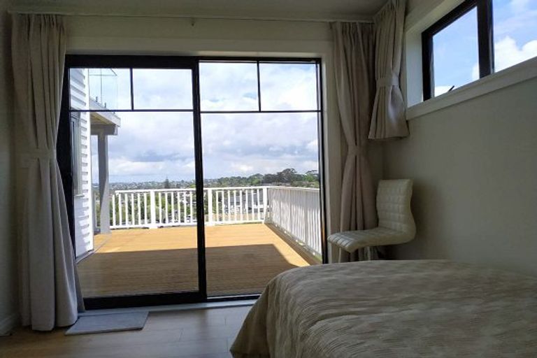 Photo of property in 48 Kenmure Avenue, Forrest Hill, Auckland, 0620