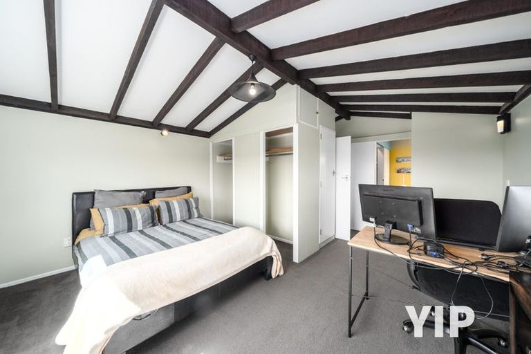 Photo of property in 16 Carluke Street, Paparangi, Wellington, 6037