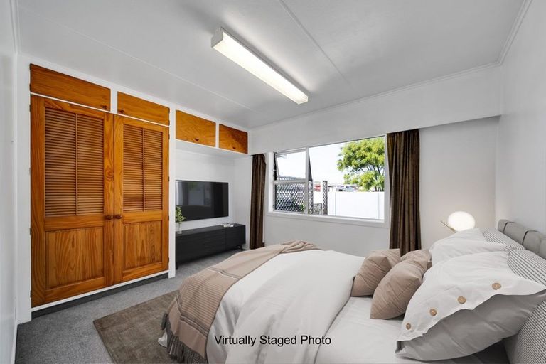 Photo of property in 2/40 Barriball Street, Fitzroy, New Plymouth, 4312