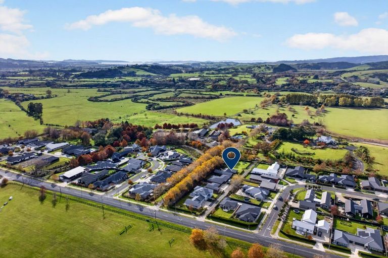 Photo of property in 122c Monument Road, Clevedon, 2582