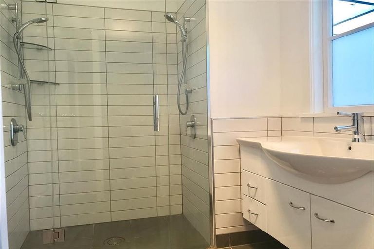 Photo of property in 118 Princes Drive, Britannia Heights, Nelson, 7010