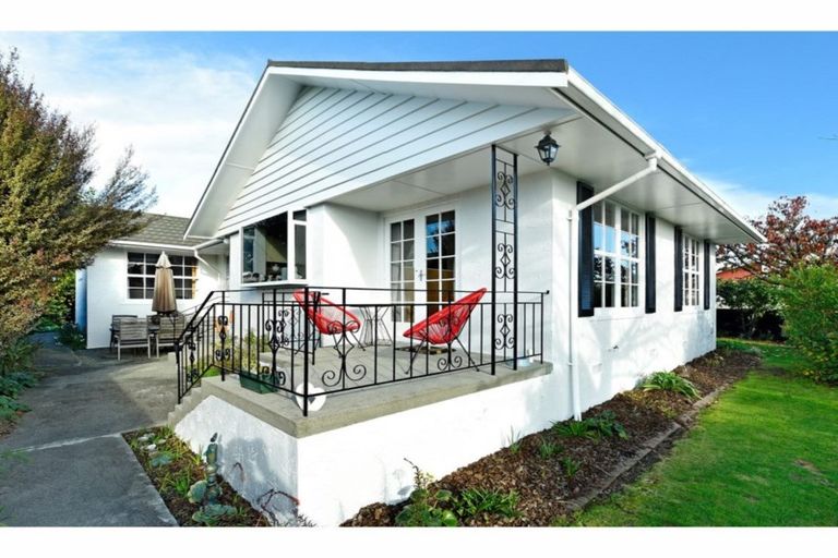 Photo of property in 30 Fergusson Street, Stoke, Nelson, 7011