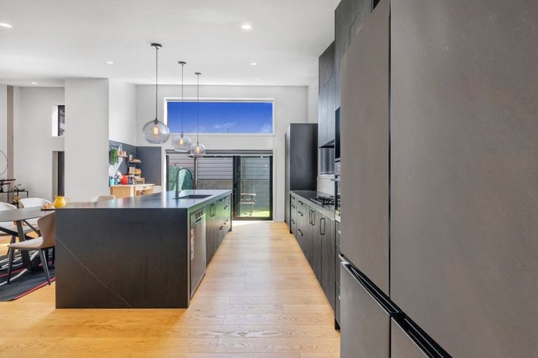 Photo of property in 6 Mara Waina Place, Swanson, Auckland, 0614