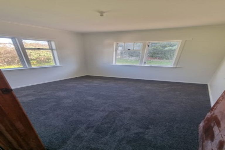 Photo of property in 34 Tiroroa Avenue, Te Atatu South, Auckland, 0610