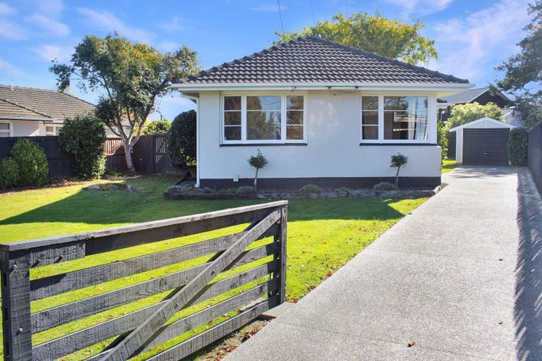 Photo of property in 53 Hudson Street, Bryndwr, Christchurch, 8053