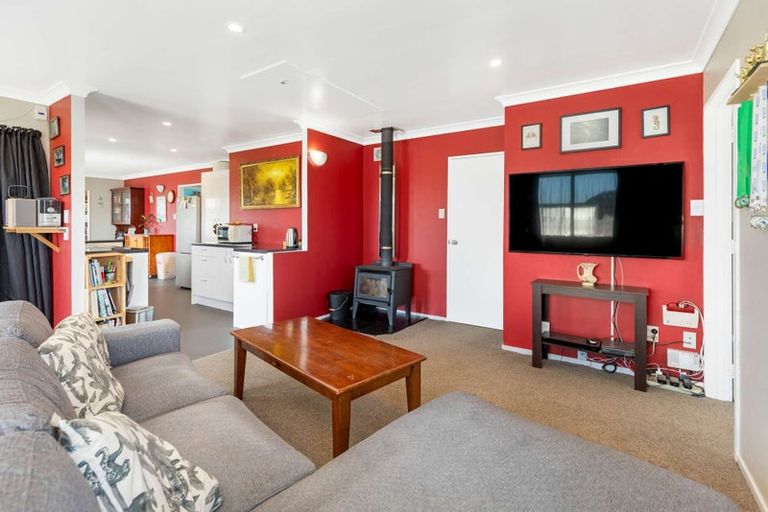 Photo of property in 7 Martin Harvey Street, Levin, 5510