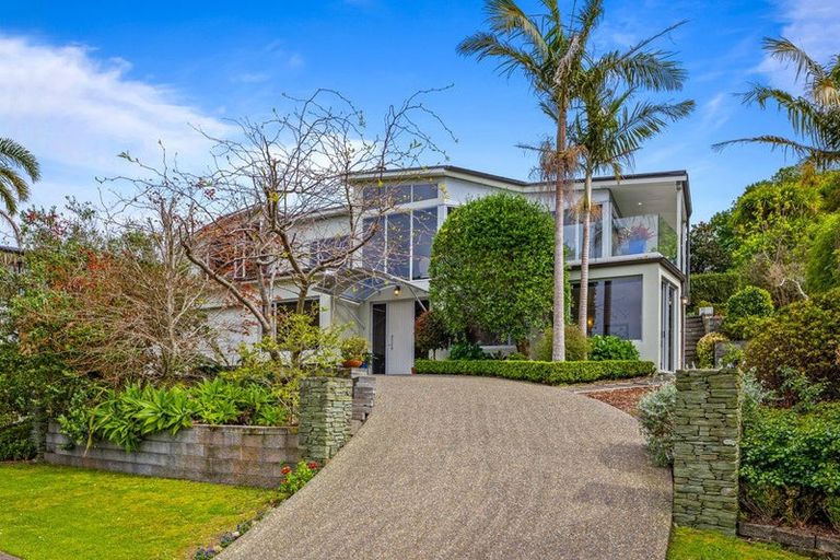 Photo of property in 88 Grovenor Drive, Orewa, 0931