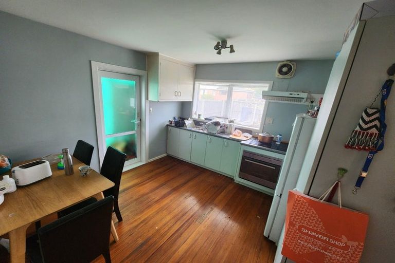 Photo of property in 2/24 Wharenui Road, Upper Riccarton, Christchurch, 8041