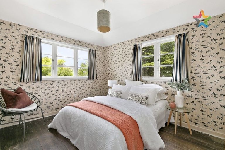 Photo of property in 28 Marina Grove, Hutt Central, Lower Hutt, 5010