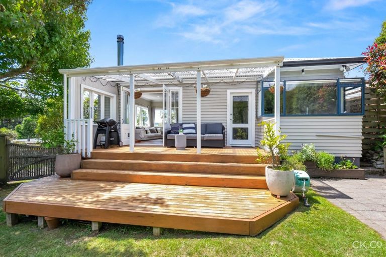 Photo of property in 9 Bermer Road, Belmont, Lower Hutt, 5010