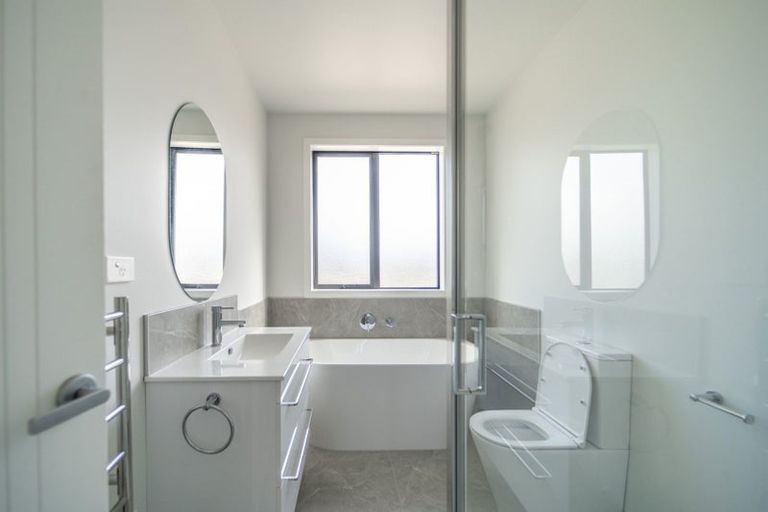 Photo of property in 1 Magnolia Lane, Katikati, 3178