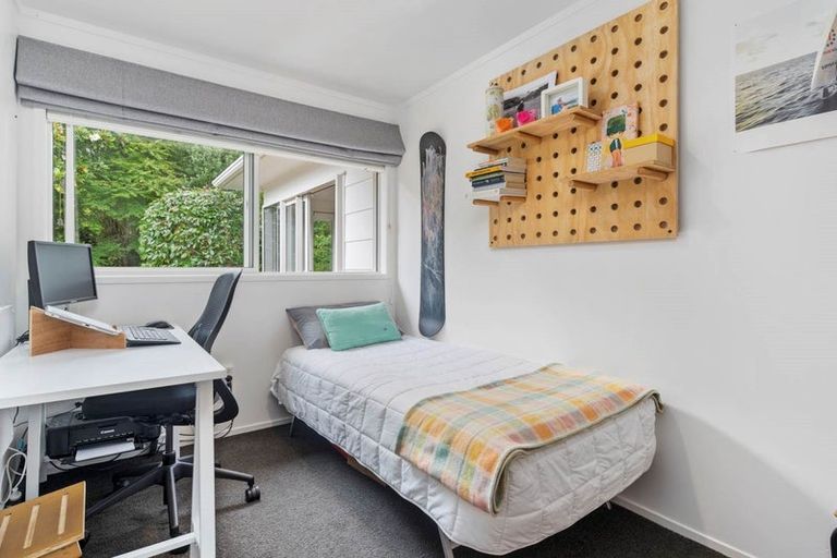 Photo of property in 85b Lake Panorama Drive, Henderson Valley, Auckland, 0614