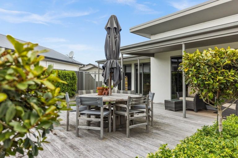 Photo of property in 1 Rotoiti Way, Poraiti, Napier, 4112