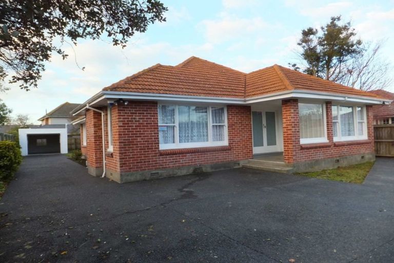 Photo of property in 120 Hamilton Avenue, Ilam, Christchurch, 8041