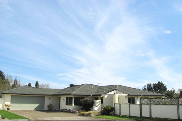 Photo of property in 4 Kapu Grove, Whalers Gate, New Plymouth, 4310