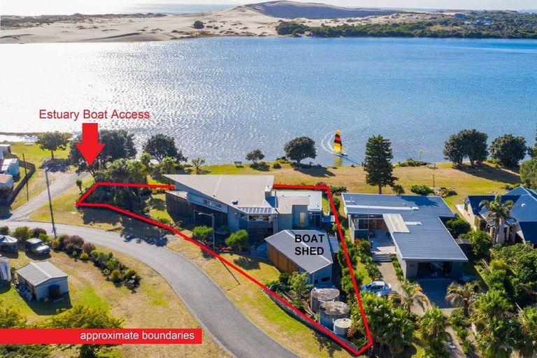 Photo of property in 45 Lincoln Street, Mangawhai Heads, Mangawhai, 0505