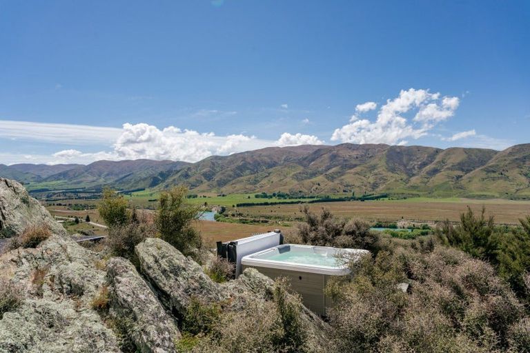 Photo of property in 63 Riverview Road, Queensberry, Cromwell, 9383