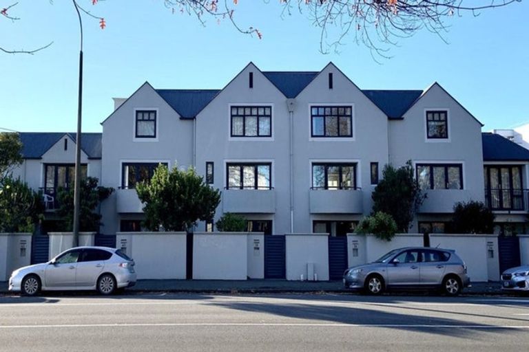 Photo of property in 34 Latimer Square, Christchurch Central, Christchurch, 8011