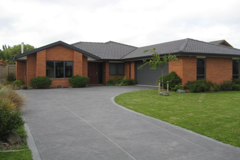 Photo of property in 15 Havana Gardens, Shirley, Christchurch, 8052
