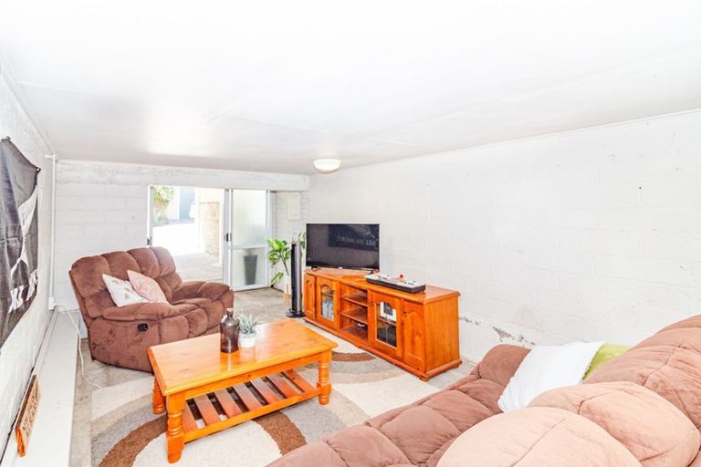Photo of property in 28 Ikitara Road, Whanganui East, Whanganui, 4500