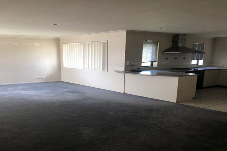 Photo of property in 774 Chapel Road, Shamrock Park, Auckland, 2016