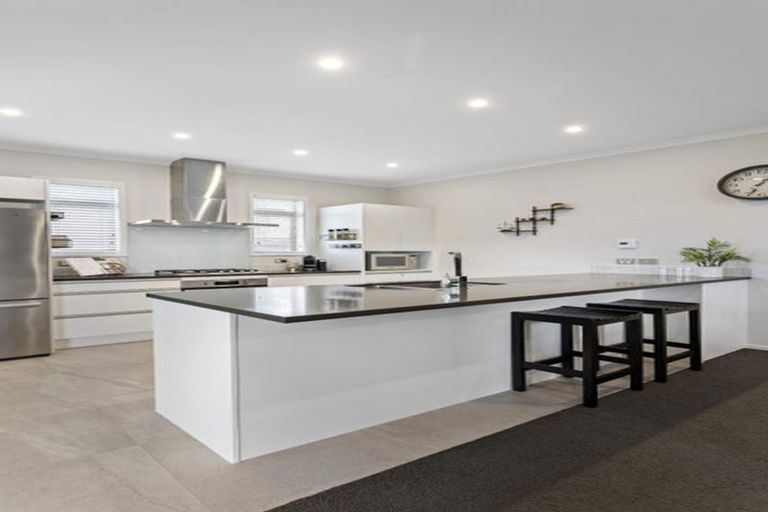 Photo of property in 27 Ormonde Drive, Silverdale, 0932