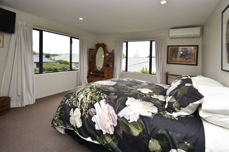 Photo of property in 11a Vangelis Lane, Mairehau, Christchurch, 8013