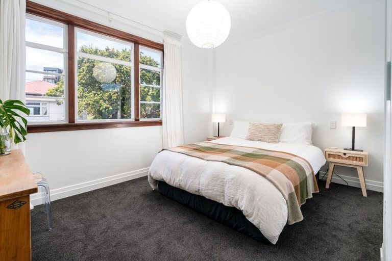 Photo of property in Norton Flats, 3/302 Willis Street, Aro Valley, Wellington, 6011