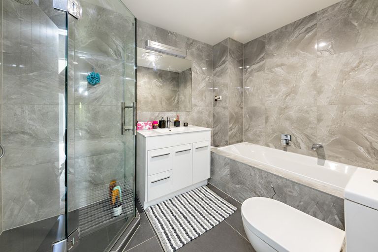 Photo of property in 37 Popokatea Drive, Takanini, 2112