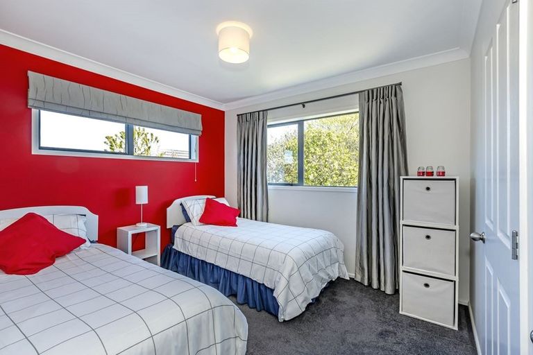 Photo of property in 41a Avonhead Road, Avonhead, Christchurch, 8042