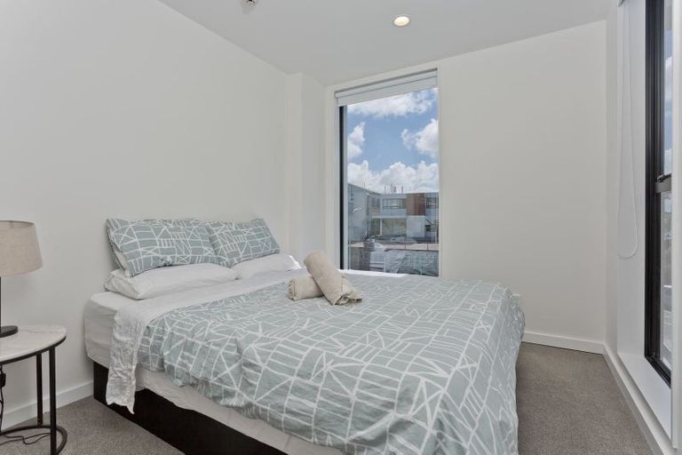 Photo of property in 310/19 Rawene Road, Birkenhead, Auckland, 0626