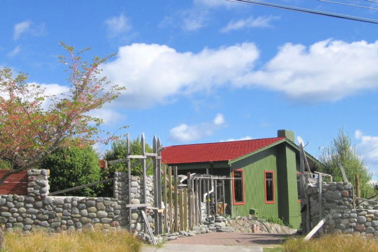 Photo of property in 37 Chesham Avenue, Waipahihi, Taupo, 3330