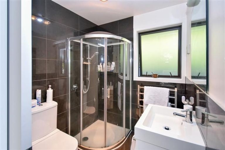 Photo of property in 201 Wingatui Road, Mosgiel, 9024