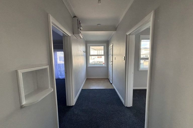 Photo of property in 2 Tory Street, Petone, Lower Hutt, 5012