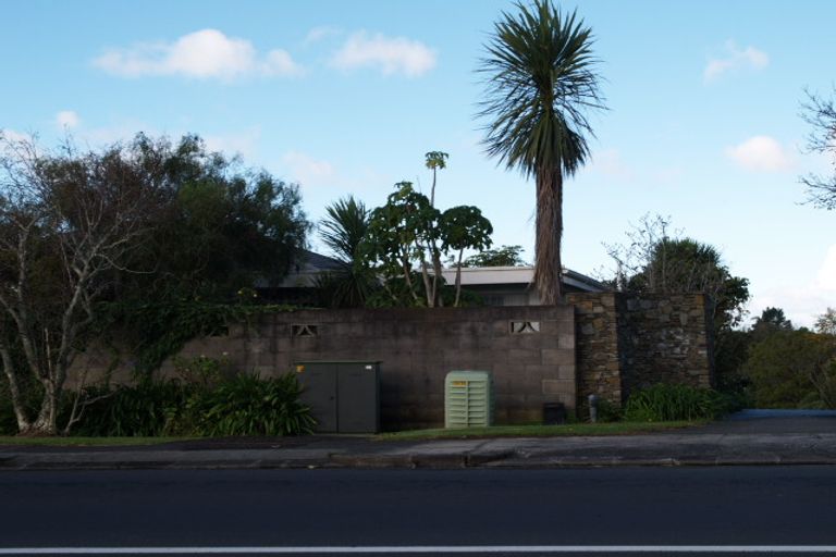 Photo of property in 124 Cook Street, Cockle Bay, Auckland, 2014