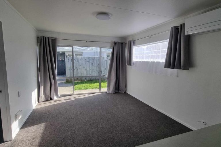 Photo of property in 1/17 Hildreth Street, Trentham, Upper Hutt, 5018