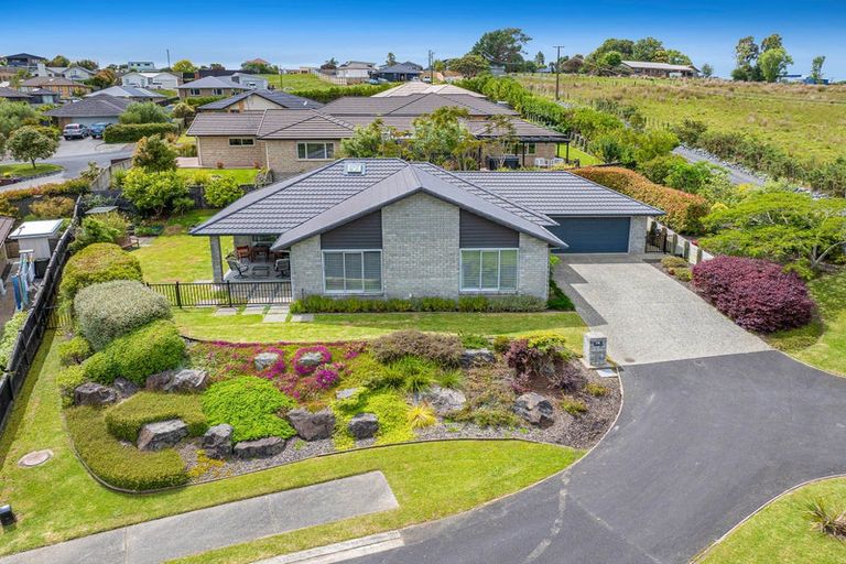 Photo of property in 35 Riverleigh Drive, Snells Beach, 0920