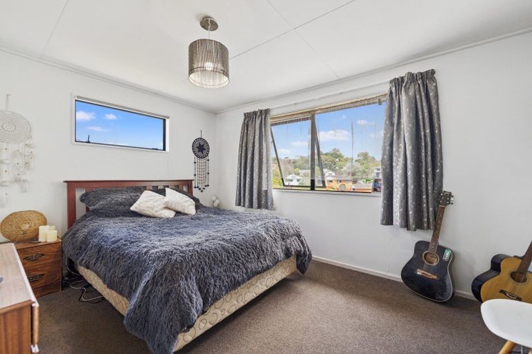 Photo of property in 52 Langstone Street, Welcome Bay, Tauranga, 3112