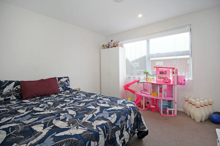Photo of property in 10 Paterae Lane, Flat Bush, Auckland, 2019