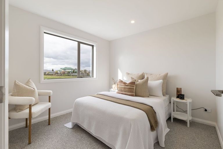 Photo of property in 10 Mangatainoka Lane, Awapuni, 4412