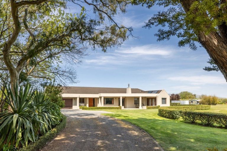 Photo of property in 375 Saint Georges Road, Havelock North, 4130