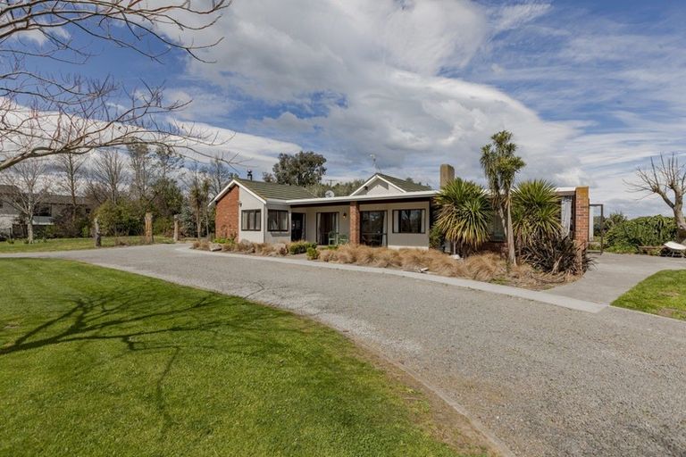 Photo of property in 350 Porangahau Road, Waipukurau, 4282