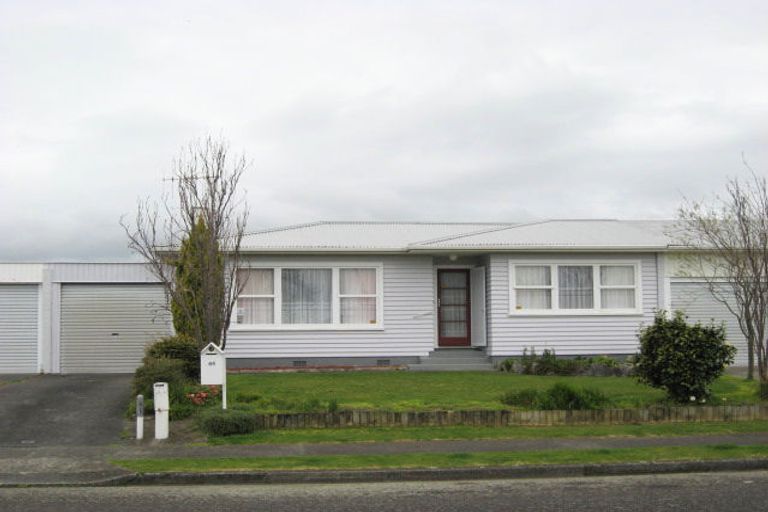 Photo of property in 44 Rugby Street, Levin, 5510