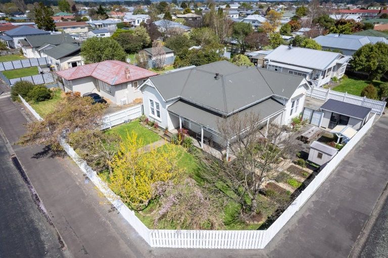 Photo of property in 8 York Street, Dannevirke, 4930